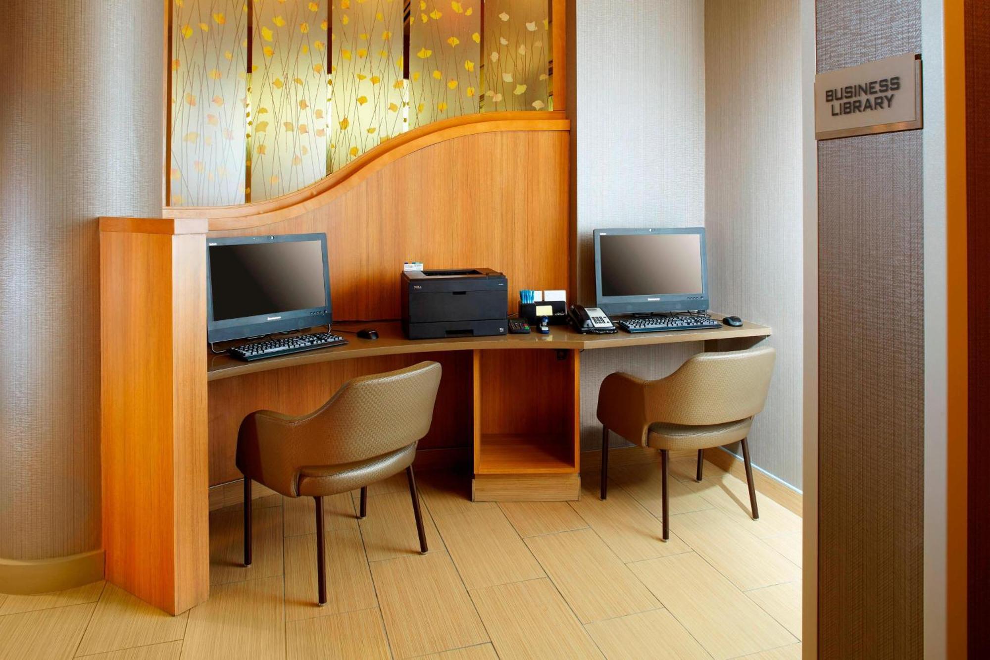 Springhill Suites By Marriott Chicago Waukegan/Gurnee Экстерьер фото