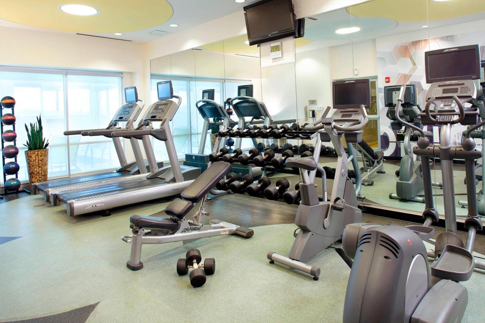 Springhill Suites By Marriott Chicago Waukegan/Gurnee Экстерьер фото
