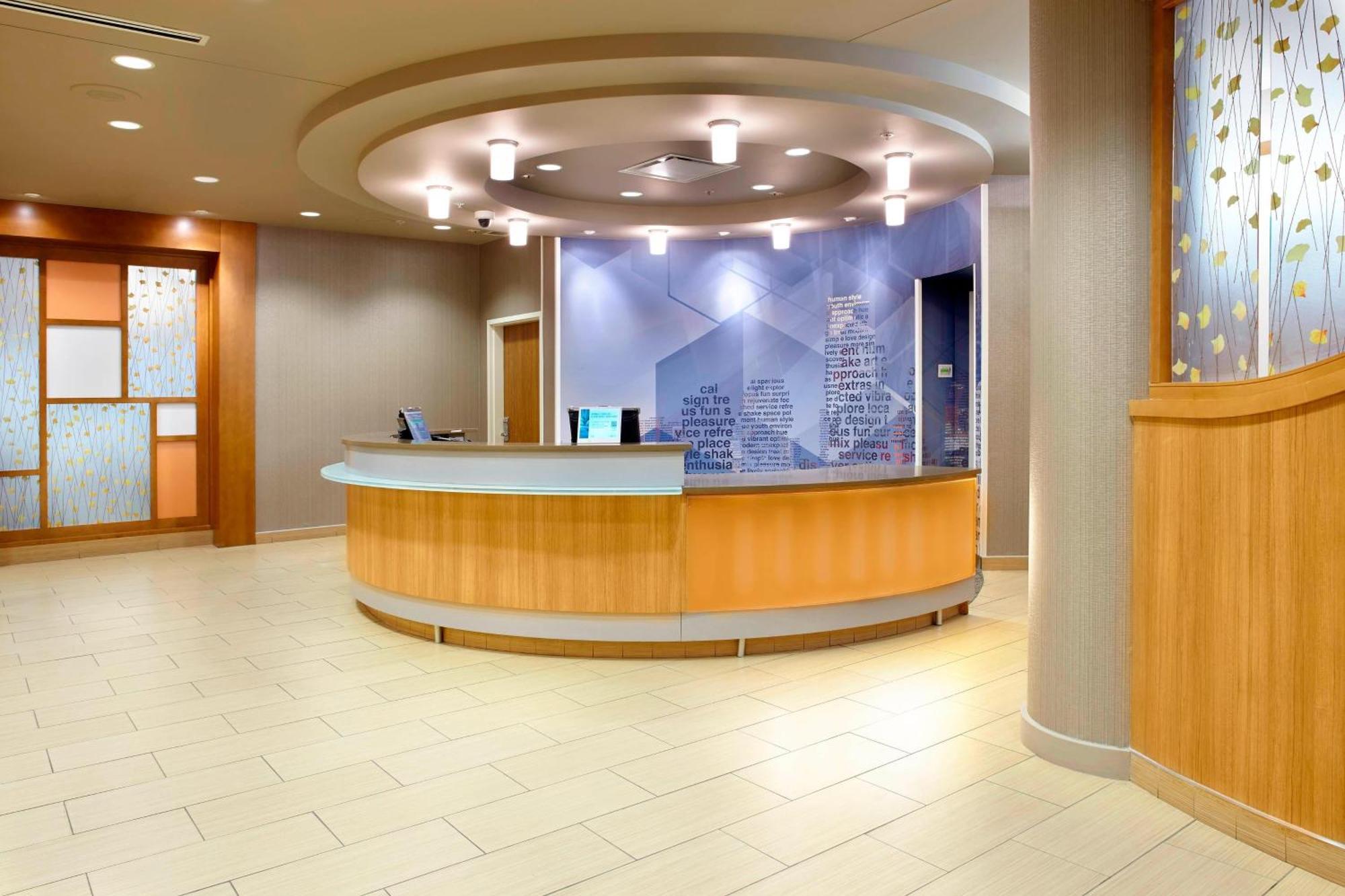Springhill Suites By Marriott Chicago Waukegan/Gurnee Экстерьер фото